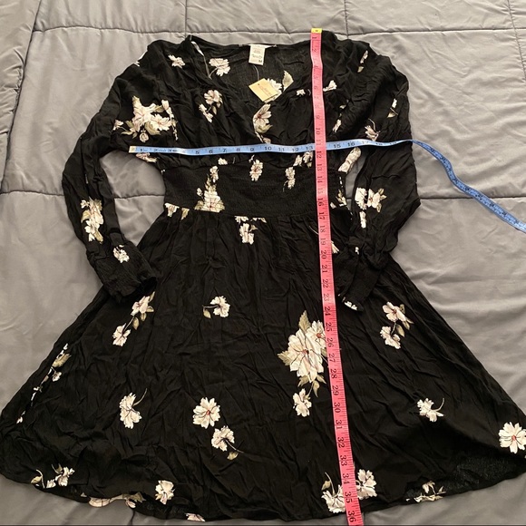 American Rag Black Floral Long Sleeve Dress Medium - Picture 3 of 8